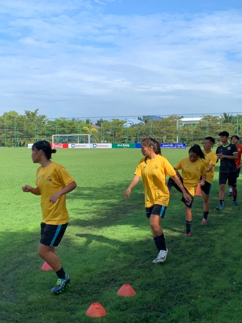 Training session with Thonburi United, Thailand